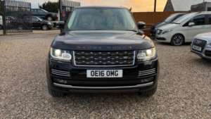 2016 Land Rover Range Rover 4.4 Sd V8 Autobiography Auto 4WD Euro 6 (s/s) 5dr in Black — image 2