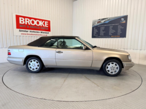 1996 Mercedes-Benz E Class 2.2 E220 Cabriolet 2dr in Silver — image 6