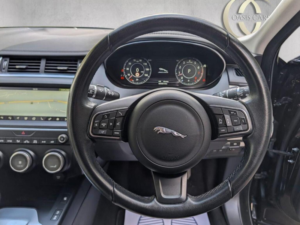 2018 Jaguar E-Pace 2.0 P300 Hse Auto AWD Euro 6 (s/s) 5dr in Black — image 3