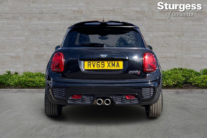 2019 MINI Hatch 2.0 Cooper S Sport Steptronic Euro 6 (s/s) 3dr in Black — image 6