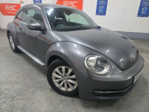 2013 Volkswagen Beetle 1.6 Tdi Bluemotion Tech Design Euro 5 (s/s) 3dr in Grey — image 2