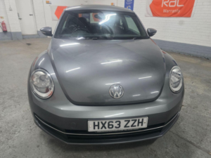 2013 Volkswagen Beetle 1.6 Tdi Bluemotion Tech Design Euro 5 (s/s) 3dr in Grey — image 3