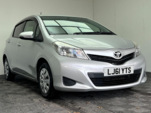 2011 Toyota Yaris 1.33 Dual Vvt-I Tr Multidrive S Euro 5 5dr in Silver — image 6