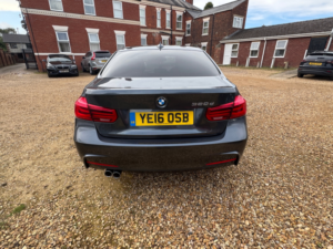 2016 BMW 3 Series 2.0 320d M Sport Saloon 4dr Diesel Auto Euro 6 (s/s) (190 Ps) in Grey — image 4