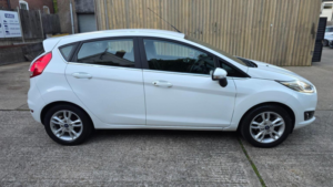 2017 Ford Fiesta 1.25 Zetec Euro 6 5dr in White — image 5