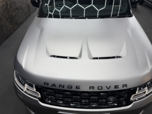2022 Land Rover Range Rover Sport 5.0 P575 V8 Svr in Grey — image 5