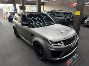 2022 Land Rover Range Rover Sport 5.0 P575 V8 Svr in Grey — image 6
