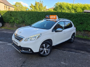 2015 Peugeot 2008 1.6 Bluehdi Allure Euro 6 (s/s) 5dr in White — image 5