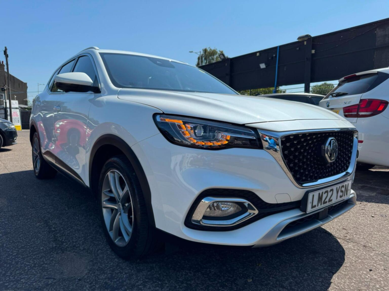 2022 MG MG Hs 1.5 T-Gdi 16.6kwh Exclusive Auto Euro 6 (s/s) 5dr in White — image 1