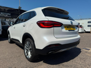 2022 MG MG Hs 1.5 T-Gdi 16.6kwh Exclusive Auto Euro 6 (s/s) 5dr in White — image 6
