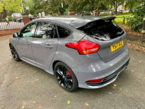 2017 Ford Focus 2.0t Ecoboost St-3 Euro 6 (s/s) 5dr in Grey — image 5