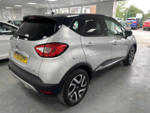 2015 Renault Captur 1.5 Signature Nav Dci 90 in Silver — image 6