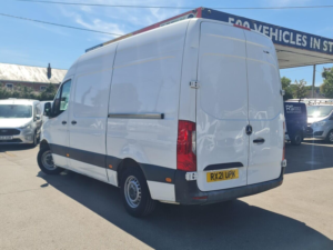 2021 Mercedes-Benz Sprinter Mercedes 315 Cdi Mwb — image 3