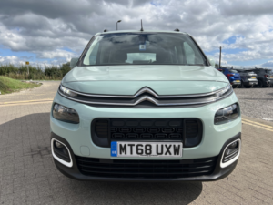 2019 Citroen Berlingo 1.2 Puretech Flair in Green — image 2