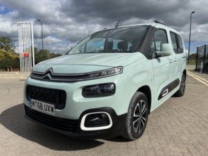 2019 Citroen Berlingo 1.2 Puretech Flair in Green — image 3