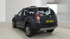 2017 Dacia Duster 1.5 Laureate Dci 110 Diesel Grey 5dr Satnav+1 Keeper in Grey — image 2