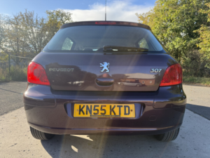 2005 Peugeot 307 1.6 16v S in Red — image 6