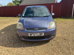 2007 Ford Fiesta 1.4 Ghia Hatchback 5dr Petrol Manual (147 G/km, 79 Bhp) in Purple — image 3