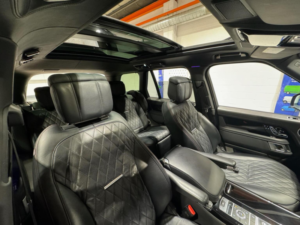 2021 Land Rover Range Rover 5.0 P565 V8 Sv Autobiography Dynamic Black Auto 4WD Euro 6 (s/s) 5dr in Black — image 4