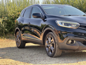 2015 Renault Kadjar 1.5 Dci Dynamique S Nav Euro 6 (s/s) 5dr in Black — image 3