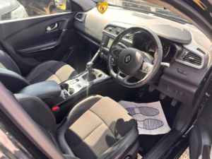 2015 Renault Kadjar 1.5 Dci Dynamique S Nav Euro 6 (s/s) 5dr in Black — image 4