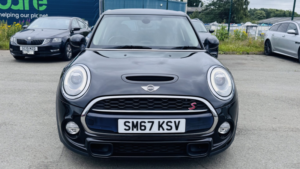 2017 MINI Hatch 2.0 5-Door Hatch Cooper S in Black — image 5