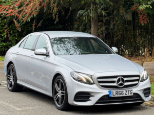 2016 Mercedes-Benz E Class 2.0 E220d Amg Line Saloon 4dr Diesel G-Tronic+ Euro 6 (s/s) (194 Ps) in Silver — image 5