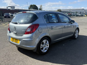 2011 Vauxhall Corsa 1.3 Cdti Ecoflex 16v Exclusiv in Silver — image 3