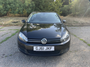 2011 Volkswagen Golf 1.6 Tdi Match 3 Door in Black — image 2