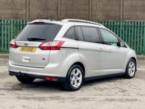 2011 Ford Grand C-Max 1.6 Tdci Zetec in Silver — image 4