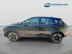 2025 Nissan Qashqai E-Power Acenta Premium in Black — image 5