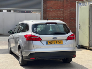 2015 Ford Focus 1.6 Tdci Zetec Euro 5 (s/s) 5dr in Silver — image 3
