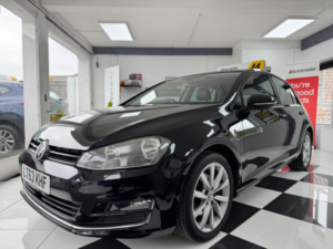 2013 Volkswagen Golf 1.4 Tsi Bluemotion Tech Act Gt Euro 6 (s/s) 5dr in Black — image 3