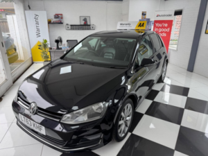 2013 Volkswagen Golf 1.4 Tsi Bluemotion Tech Act Gt Euro 6 (s/s) 5dr in Black — image 5