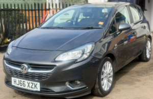 2016 Vauxhall Corsa 1.4i Se Auto Euro 6 5dr in Grey — image 4