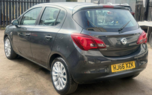 2016 Vauxhall Corsa 1.4i Se Auto Euro 6 5dr in Grey — image 5