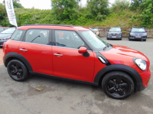 2015 MINI Countryman 1.6 Cooper Countryman * Mot March 2027 * 9 Service Stamps * Finance Available * Free 6 Months Warran in Red — image 3