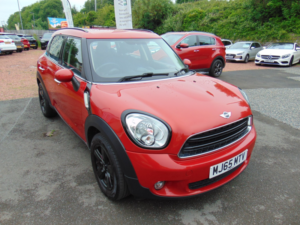 2015 MINI Countryman 1.6 Cooper Countryman * Mot March 2027 * 9 Service Stamps * Finance Available * Free 6 Months Warran in Red — image 4