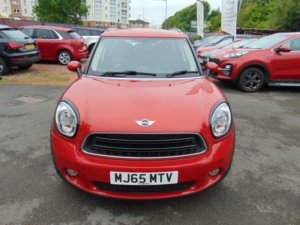 2015 MINI Countryman 1.6 Cooper Countryman * Mot March 2027 * 9 Service Stamps * Finance Available * Free 6 Months Warran in Red — image 5