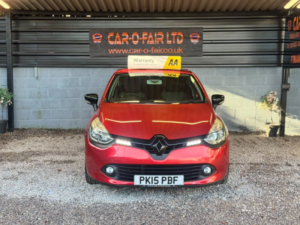 2015 Renault Clio 0.9 Dynamique Medianav Tce 90 Stop & Start in Red — image 2
