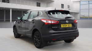 2014 Nissan Qashqai 1.2 Dig-T Visia 2WD Euro 5 (s/s) 5dr in Black — image 3
