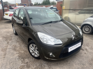 2012 Citroen C3 1.4 I Vtr+ in Bronze — image 2