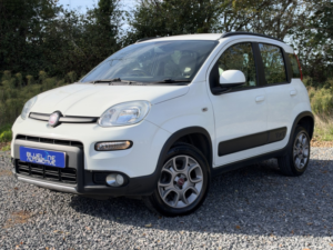 2014 Fiat Panda 1.3 Panda 4x4 1.3 Multijet 75 Bhp 4x4 in White — image 3
