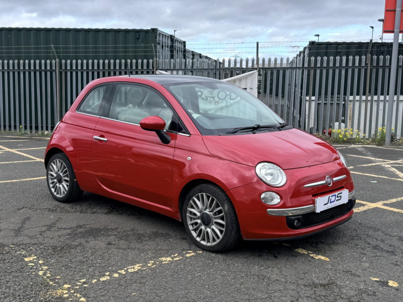 2015 Fiat 500 1.2 Eco Lounge Hatchback 3dr Petrol Manual Euro 6 (s/s) (69 Bhp) in Red — image 1