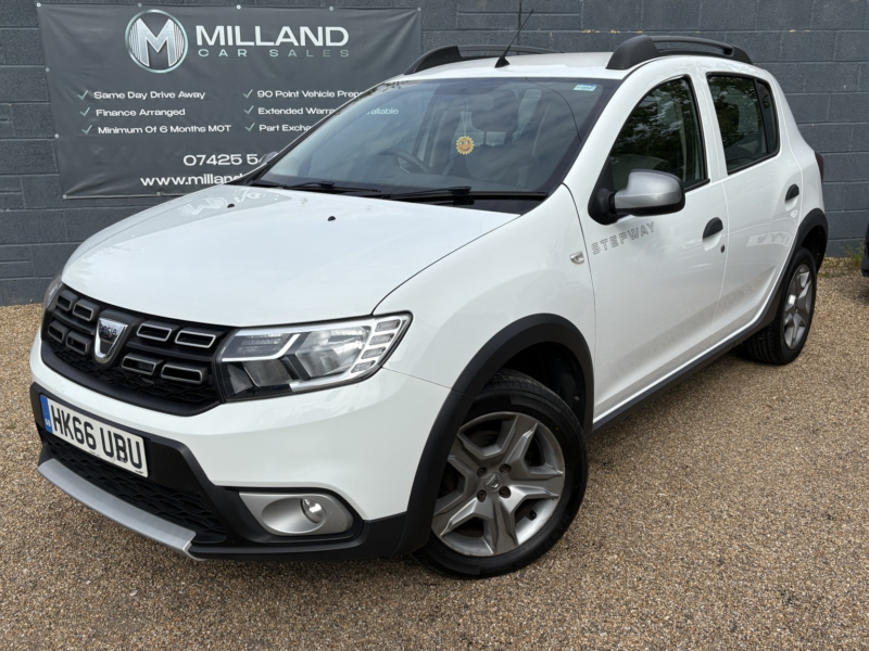 2016 Dacia Sandero Stepway 0.9 Stepway Ambiance Tce 90 in White — image 1