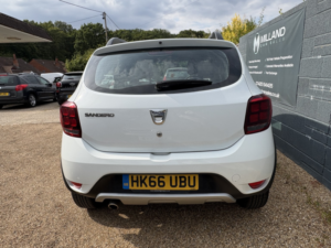2016 Dacia Sandero Stepway 0.9 Stepway Ambiance Tce 90 in White — image 5