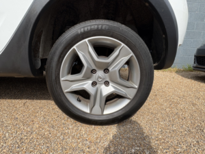 2016 Dacia Sandero Stepway 0.9 Stepway Ambiance Tce 90 in White — image 6