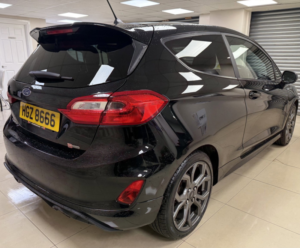 2017 Ford Fiesta 1.0t Ecoboost St-Line Hatchback 3dr Petrol Manual Euro 6 (s/s) (125 Ps) in Multicolour — image 4