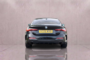 2022 BMW 4 Series 2.0 420d M Sport Mhev Auto 2dr in Black — image 5