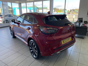 2023 Ford Puma 1.0 Puma St-Line Vignale 5 Door 1.0l Ecoboost 125ps Mhev 6 Speed Manual in Red — image 4